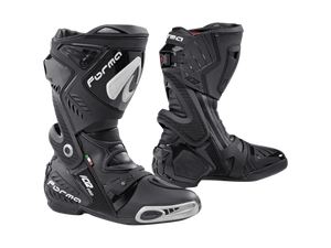 Forma motorcycle sport boots on sale. Sportbike boots are built for comfort and agilty. MOTO-D is a master retailer for Forma Boots.